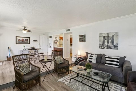 Condo in Tarpon Springs, Florida, 1 bedroom  № 1904635 - photo 16