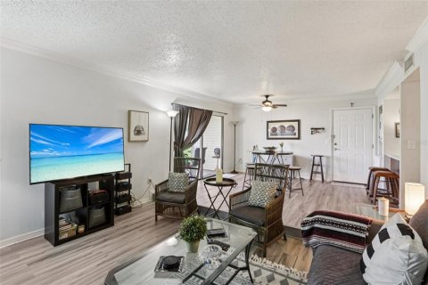 Condo in Tarpon Springs, Florida, 1 bedroom  № 1904635 - photo 2
