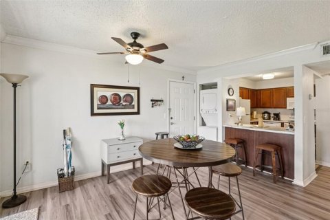 Condo in Tarpon Springs, Florida, 1 bedroom  № 1904635 - photo 5