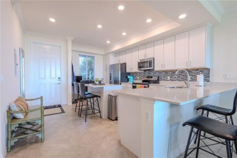 Condo in Bradenton, Florida, 2 bedrooms  № 2216688 - photo 6