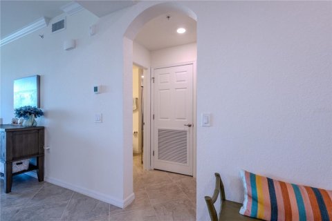 Condo in Bradenton, Florida, 2 bedrooms  № 2216688 - photo 23
