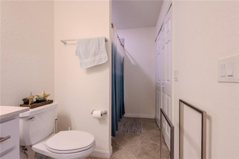 Condo in Bradenton, Florida, 2 bedrooms  № 2216688 - photo 29