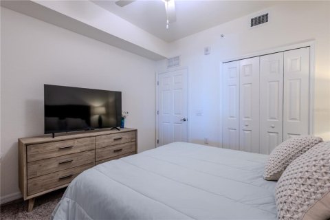 Condo in Bradenton, Florida, 2 bedrooms  № 2216688 - photo 26