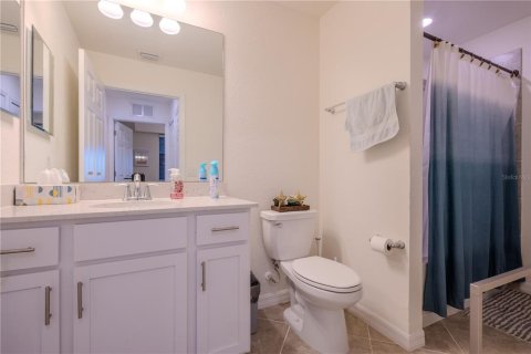 Condo in Bradenton, Florida, 2 bedrooms  № 2216688 - photo 30