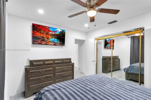 Villa ou maison à vendre à Miami, Floride: 3 chambres, 146.97 m2 № 1973478 - photo 20