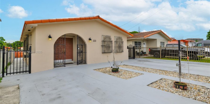 Villa ou maison à Miami, Floride 3 chambres, 146.97 m2 № 1973478