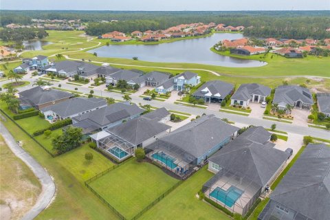 House in New Smyrna Beach, Florida 4 bedrooms, 233.28 sq.m. № 1830100 - photo 16