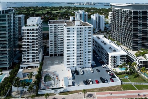 Copropriété à vendre à Miami Beach, Floride: 2 chambres, 122.91 m2 № 1986132 - photo 3