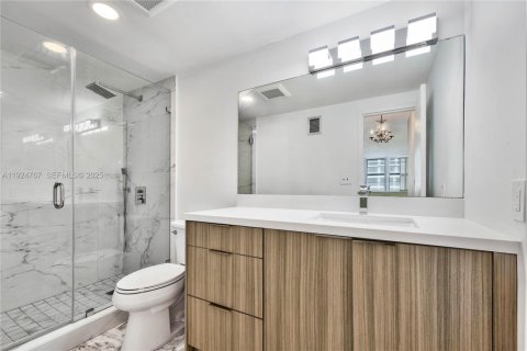 Copropriété à vendre à Miami Beach, Floride: 2 chambres, 122.91 m2 № 1986132 - photo 11