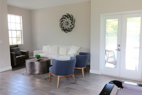 Adosado en alquiler en Saint Petersburg, Florida, 3 dormitorios, 139.35 m2 № 1903994 - foto 21