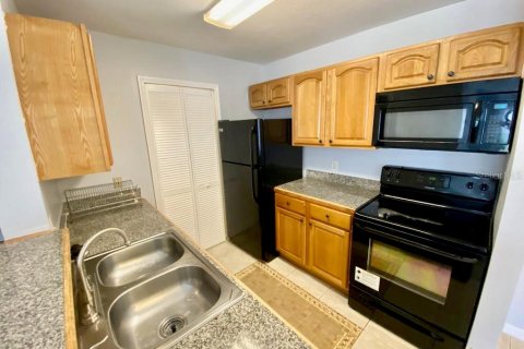 Condo in Orlando, Florida, 2 bedrooms  № 1723530 - photo 6
