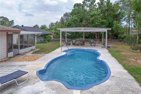 House in Eustis, Florida 3 bedrooms, 208.19 sq.m. № 1679828 - photo 2