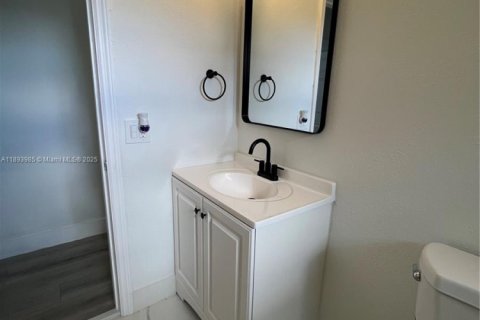 Villa ou maison à vendre à Miami Gardens, Floride: 4 chambres, 113.62 m2 № 1947164 - photo 20