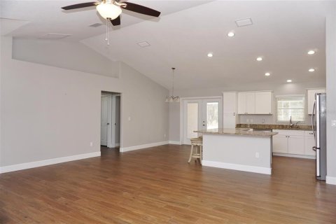 House in Beverly Hills, Florida 3 bedrooms, 148.18 sq.m. № 1540811 - photo 6
