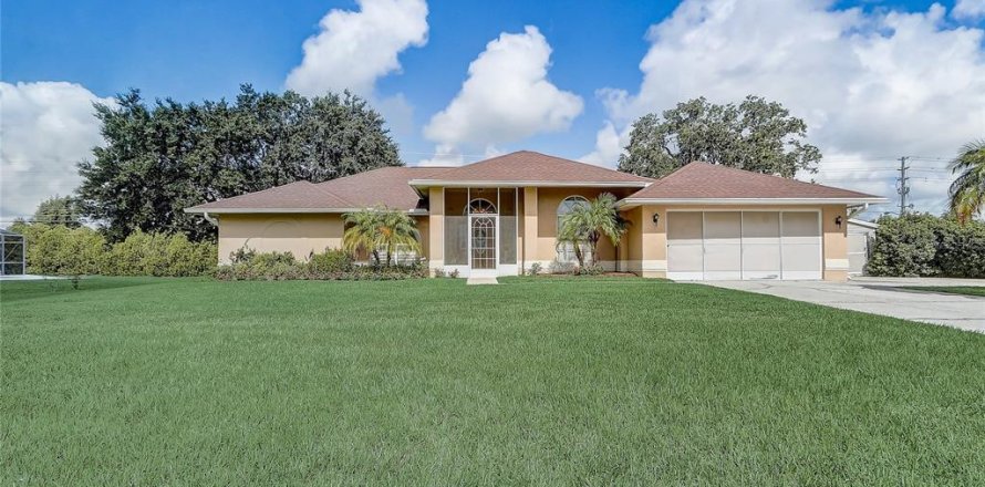 Villa ou maison à Kissimmee, Floride 4 chambres, 188.31 m2 № 1804852