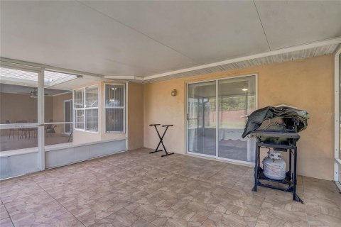 Villa ou maison à vendre à Kissimmee, Floride: 4 chambres, 188.31 m2 № 1804852 - photo 25