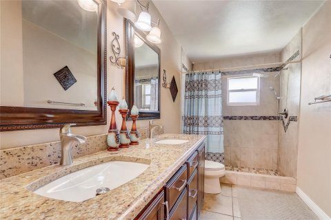 Villa ou maison à vendre à Kissimmee, Floride: 4 chambres, 188.31 m2 № 1804852 - photo 18