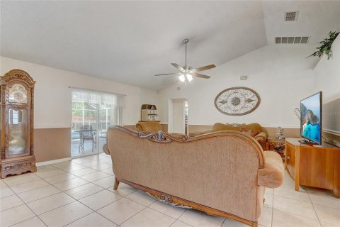 Villa ou maison à vendre à Kissimmee, Floride: 4 chambres, 188.31 m2 № 1804852 - photo 8