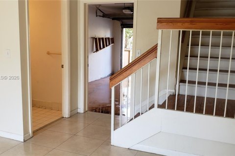 Adosado en alquiler en Miami, Florida, 3 dormitorios, 144.93 m2 № 2008932 - foto 7