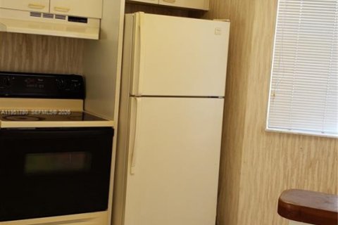 Adosado en alquiler en Miami, Florida, 3 dormitorios, 144.93 m2 № 2008932 - foto 10