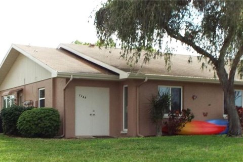 Condo in Sun City Center, Florida, 2 bedrooms  № 1901006 - photo 18