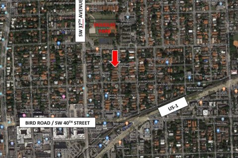 Снять в аренду виллу или дом в Майами, Флорида 2 спальни, 72.84м2, № 1982339 - фото 13