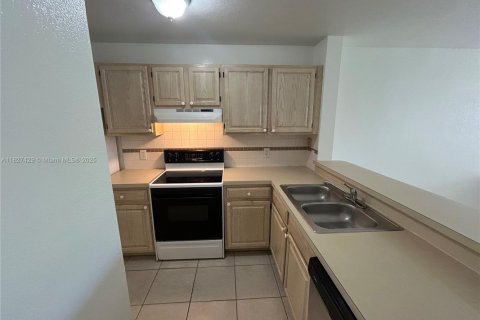 Condominio en alquiler en Delray Beach, Florida, 2 dormitorios, 87.89 m2 № 1798838 - foto 3