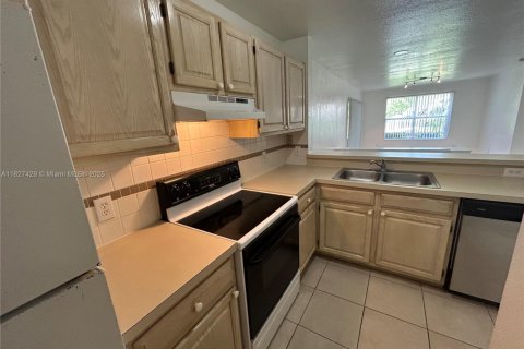 Condominio en alquiler en Delray Beach, Florida, 2 dormitorios, 87.89 m2 № 1798838 - foto 1