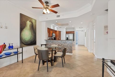 Condominio en alquiler en Lakewood Ranch, Florida, 2 dormitorios, 128.58 m2 № 1812409 - foto 5