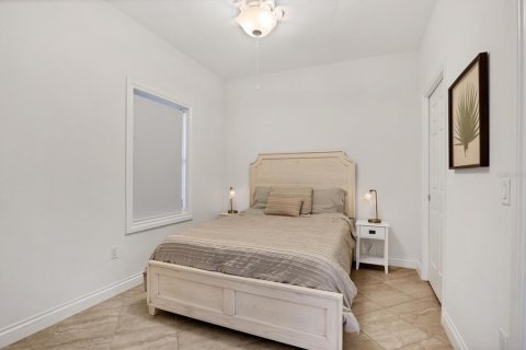Condo in Lakewood Ranch, Florida, 2 bedrooms  № 1812409 - photo 17