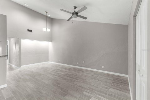 Immobilier commercial à vendre à Ocala, Floride: 8 chambres, 363.53 m2 № 2097827 - photo 5