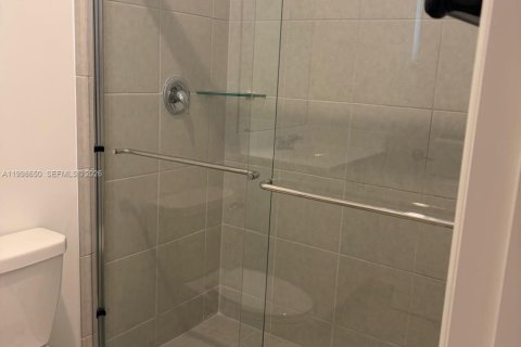 Townhouse in Homestead, Florida 3 bedrooms, 129.41 sq.m. № 2060641 - photo 7