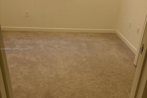 Townhouse in Homestead, Florida 3 bedrooms, 129.41 sq.m. № 2060641 - photo 6