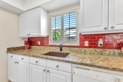 Villa ou maison à vendre à Venice, Floride: 2 chambres, 106.65 m2 № 1876266 - photo 14