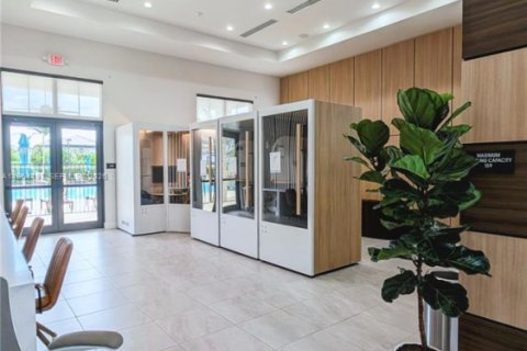 House in Homestead, Florida 3 bedrooms, 149.76 sq.m. № 2030761 - photo 4