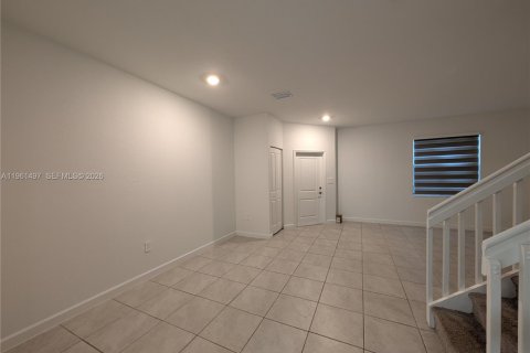 House in Homestead, Florida 3 bedrooms, 149.76 sq.m. № 2030761 - photo 22