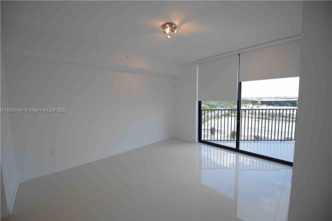 Condominio en alquiler en Doral, Florida, 1 dormitorio, 63.92 m2 № 1892968 - foto 6