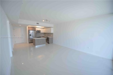 Condominio en alquiler en Doral, Florida, 1 dormitorio, 63.92 m2 № 1892968 - foto 9