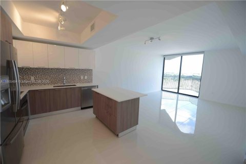 Condominio en alquiler en Doral, Florida, 1 dormitorio, 63.92 m2 № 1892968 - foto 10