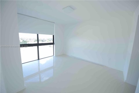 Condominio en alquiler en Doral, Florida, 1 dormitorio, 63.92 m2 № 1892968 - foto 7