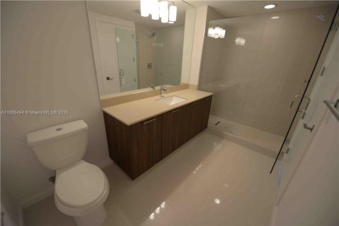Condominio en alquiler en Doral, Florida, 1 dormitorio, 63.92 m2 № 1892968 - foto 5
