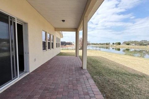 Casa en venta en Kissimmee, Florida, 4 dormitorios, 296.17 m2 № 2103788 - foto 10