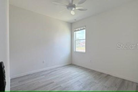 Casa en venta en Kissimmee, Florida, 4 dormitorios, 296.17 m2 № 2103788 - foto 15