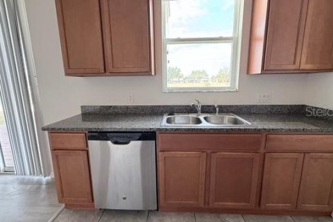 Casa en venta en Kissimmee, Florida, 4 dormitorios, 296.17 m2 № 2103788 - foto 6