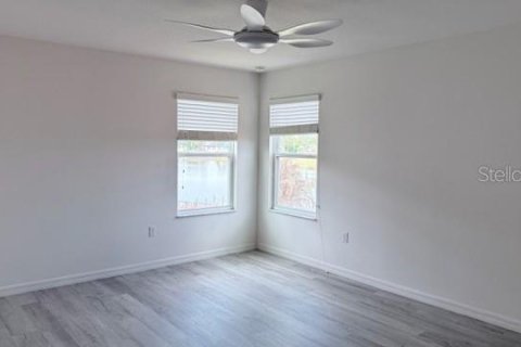 Casa en venta en Kissimmee, Florida, 4 dormitorios, 296.17 m2 № 2103788 - foto 21