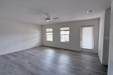 Casa en venta en Kissimmee, Florida, 4 dormitorios, 296.17 m2 № 2103788 - foto 14