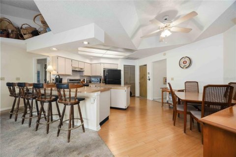 House in Lakeland, Florida 4 bedrooms, 217.02 sq.m. № 2226856 - photo 13