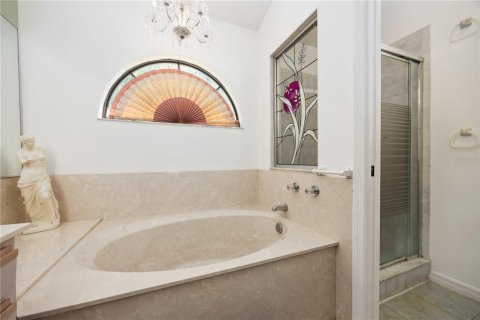 House in Lakeland, Florida 4 bedrooms, 217.02 sq.m. № 2226856 - photo 28