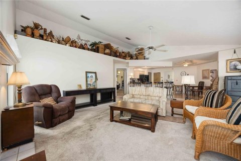 House in Lakeland, Florida 4 bedrooms, 217.02 sq.m. № 2226856 - photo 9