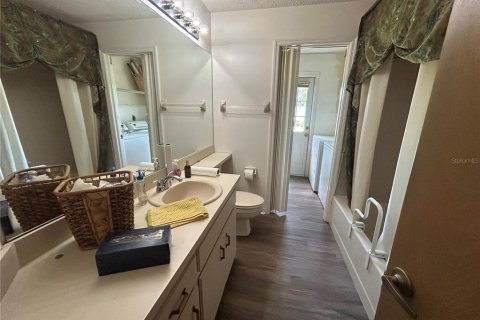 House in Lakeland, Florida 4 bedrooms, 217.02 sq.m. № 2226856 - photo 15
